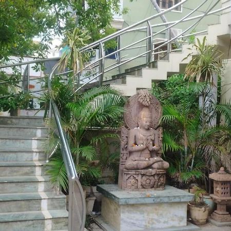 Hotel City Palace Brahmapur Exterior foto