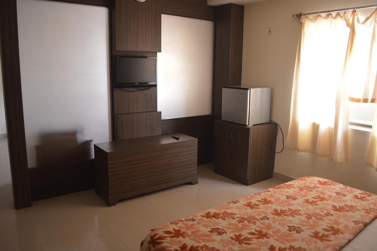 Hotel City Palace Brahmapur Zimmer foto