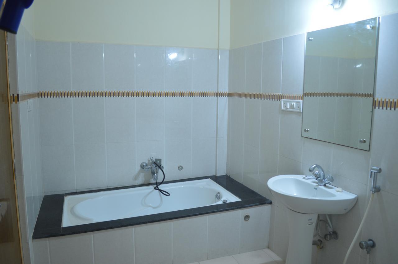 Hotel City Palace Brahmapur Zimmer foto