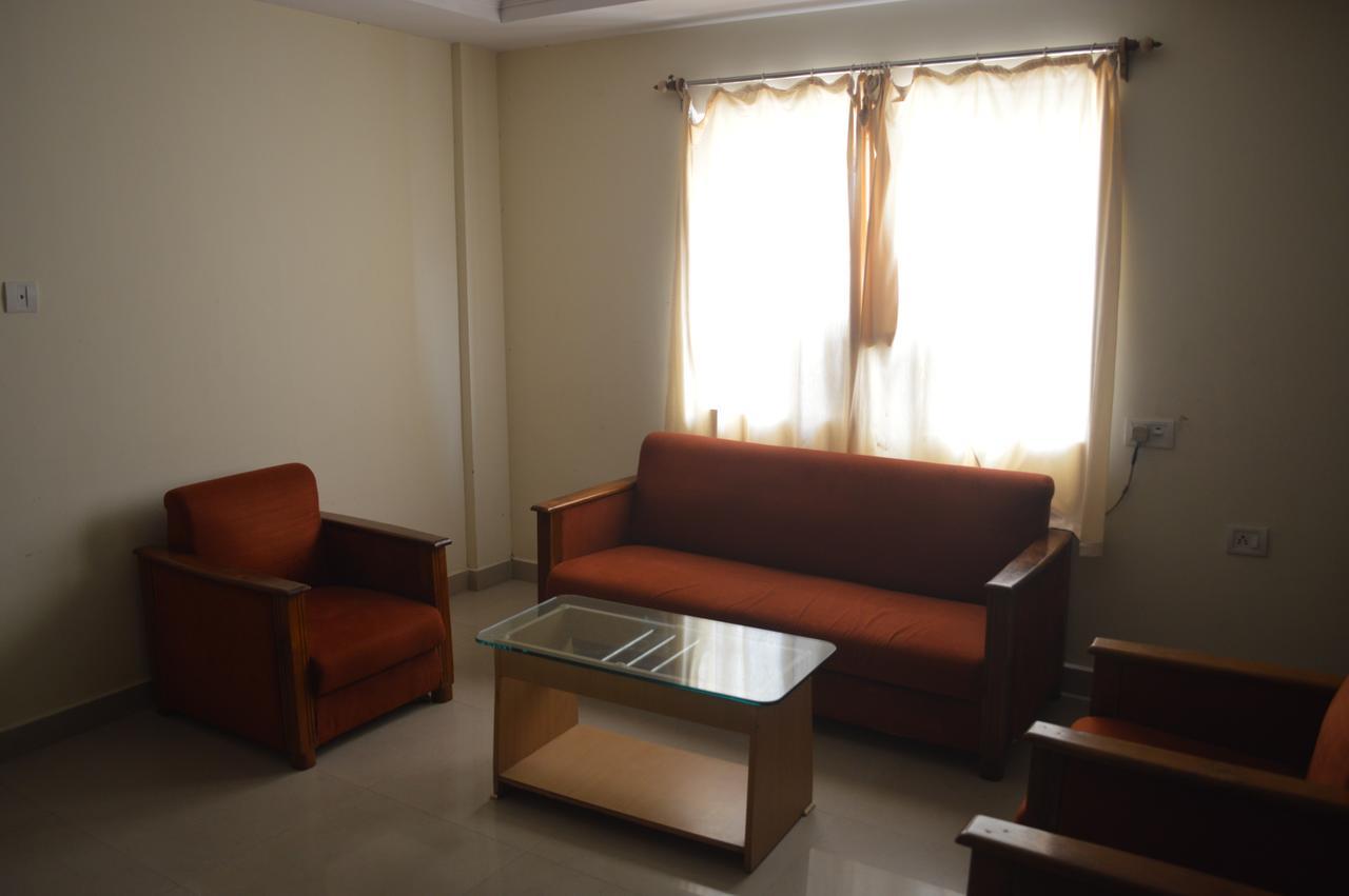 Hotel City Palace Brahmapur Zimmer foto